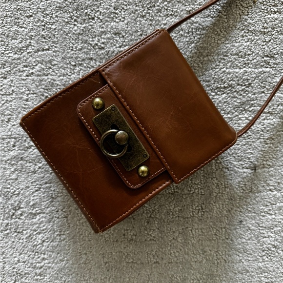 Cute brown leather purse - Picture 1 of 5